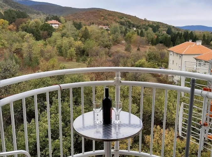 Sky アパート ソコバニャ